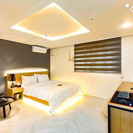 Hash Hotel Suwon Extérieur photo