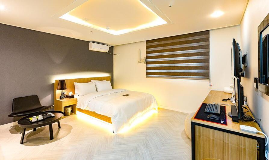 Hash Hotel Suwon Extérieur photo